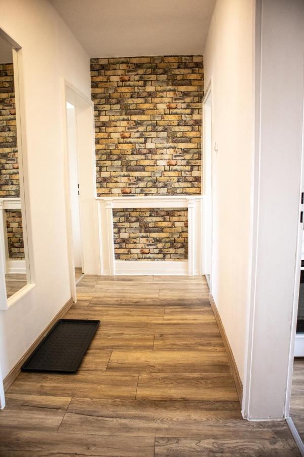 Wohnung Fuer 4 Gaeste In Laatzen Messe- Und Citynah ハノーファー エクステリア 写真